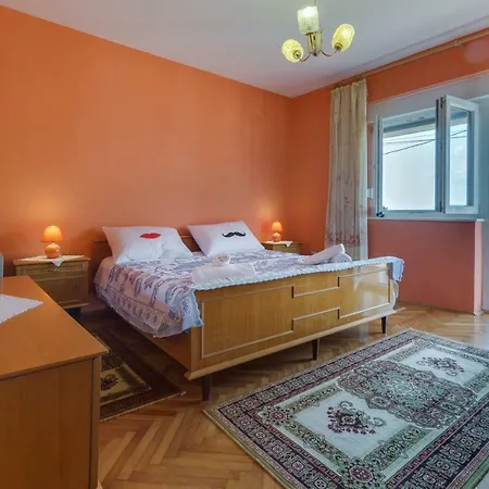 アパート Grancaric